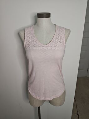 Eddie Bauer Pale Pink Crochet Yoke V-Neck Tank